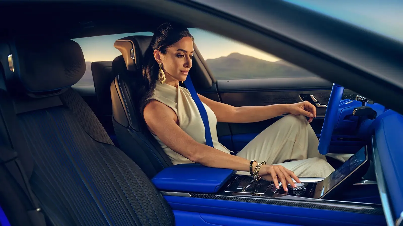 Cadillac Celestiq Interior: A Futuristic Blend of Innovation and Luxury