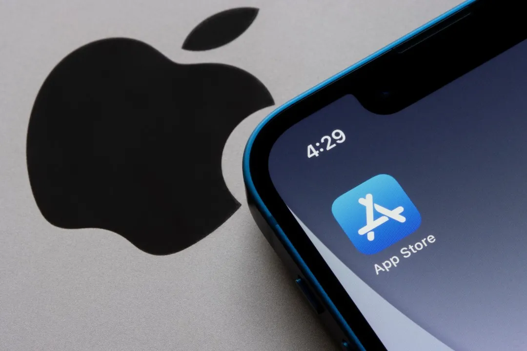 Apple Slashes Commission to 15% for Mini-App Developers: What It Means for the App Economy